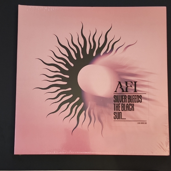 AFI SILVER BLEEDS THE BLACK SUN. Hot Topic Limited Edition. New In Wrapper.